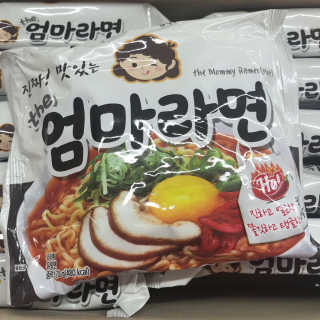 라면 그대로가 제일 맛있는 더엄마라면 — 5점을 준 리뷰어가 2019년 9월 올린 사용 사진