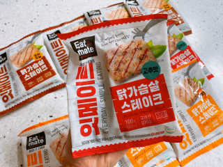 랭킹닭컴 잇메이트 닭가슴살 스테이크 혼합 1kg — 5점을 준 리뷰어가 2019년 12월 올린 사용 사진