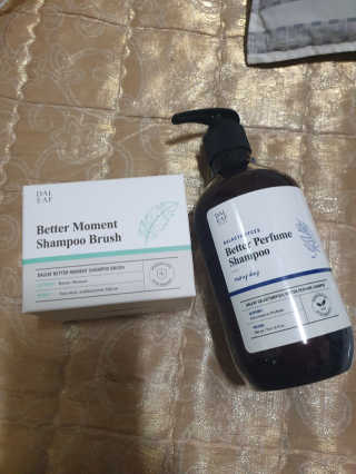달리프 베러 퍼퓸 샴푸 1000ml 레이니데이 or 일랑로즈 — 5점을 준 리뷰어가 2019년 12월 올린 사용 사진