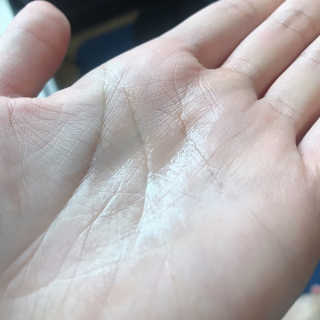[후르디아] 주름 개선 기능성-석류 크림 미스트 — 4.5점을 준 리뷰어가 2019년 10월 올린 사용 사진