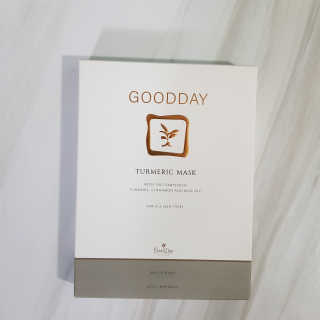 GoodDay Skincare GoodDay 강황 마스크 — 5점을 준 리뷰어가 2020년 2월 올린 사용 사진