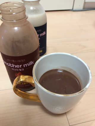 식사대용 아몬드밀크 어나더밀크 500ml X 2병 — 3.83점을 준 리뷰어가 2018년 9월 올린 사용 사진