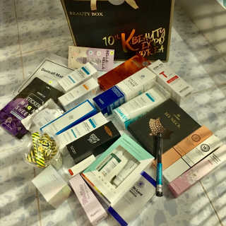 SAIGON BEAUTY SHOW가있는 K-BEAUTY BOX_White — 5점을 준 리뷰어가 2020년 2월 올린 사용 사진