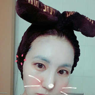 에슬레나 엑스트라 밸런싱 힐링 마스크 10장 — 5점을 준 리뷰어가 2017년 10월 올린 사용 사진