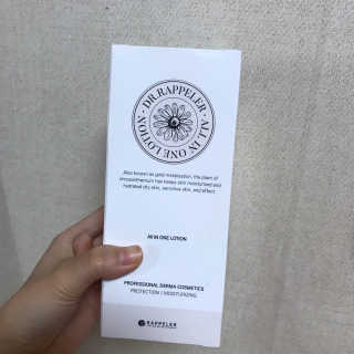 약해진 피부엔 닥터라플레 올인원로션 — 4점을 준 리뷰어가 2019년 11월 올린 사용 사진