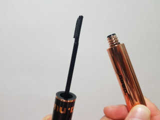 누카 nuca fix-me long and curl mascara — 4.67점을 준 리뷰어가 2018년 5월 올린 사용 사진