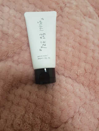 메이메리 뽀샤시 톤업크림 — 3.67점을 준 리뷰어가 2018년 11월 올린 사용 사진