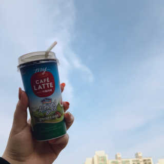 마이카페라떼 말차 아몬드브리즈 7개입 — 5점을 준 리뷰어가 2019년 11월 올린 사용 사진