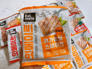 랭킹닭컴 잇메이트 닭가슴살 스테이크 혼합 1kg — 5점을 준 리뷰어가 2019년 12월 올린 사용 사진