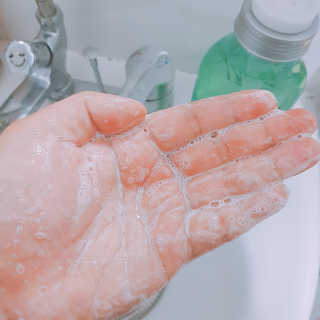 프레시팝 그린허브 레시피 샴푸 — 4.33점을 준 리뷰어가 2018년 5월 올린 사용 사진