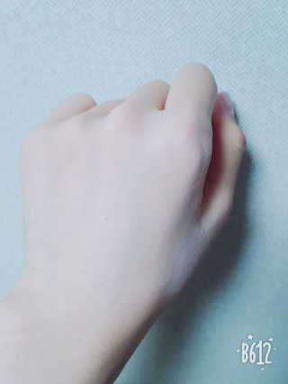 밀키드레스 바비메이크 베일 쿠션 — 5점을 준 리뷰어가 2018년 5월 올린 사용 사진