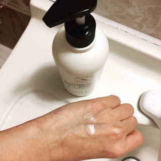 (주)에네스티 내추럴 촉촉  오트밀 바디워시 500ml — 5점을 준 리뷰어가 2019년 10월 올린 사용 사진