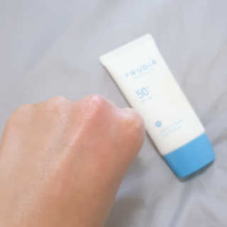 [후르디아] 혼합자차 선 에센스+톤업 선크림 2종 — 5점을 준 리뷰어가 2019년 6월 올린 사용 사진