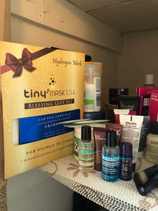 (주)애니닥터헬스케어 Hysis Hydrogen Mask - Gift Set — 3.67점을 준 리뷰어가 2018년 1월 올린 사용 사진