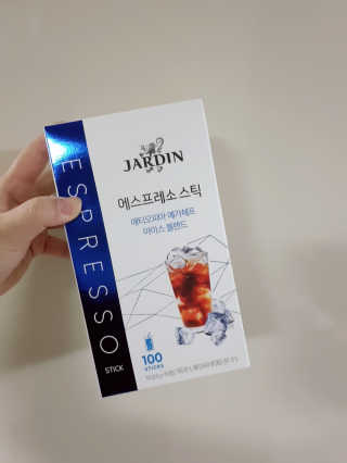 (주)쟈뎅 [쟈뎅] 에스프레소스틱 아이스블렌드 — 4점을 준 리뷰어가 2019년 4월 올린 사용 사진