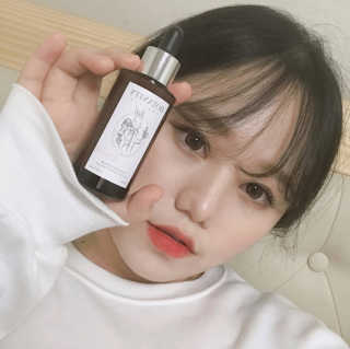 보타니티 [홍]조[진]정[결]케어 플라본 세럼 — 4점을 준 리뷰어가 2018년 5월 올린 사용 사진