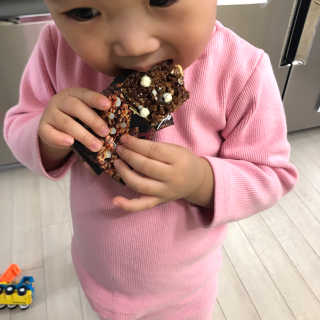 오그래놀라 카카오유산균볼 오그래놀라바 카카오앤유산균볼 — 5점을 준 리뷰어가 2020년 3월 올린 사용 사진