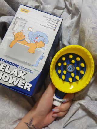Pethroom 페스룸 PETHROOM RELAX SHOWER 페스룸 릴렉스 샤워기 — 4.5점을 준 리뷰어가 2018년 11월 올린 사용 사진