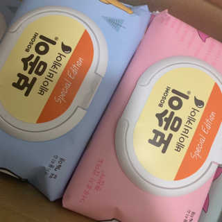 보솜이 아기물티슈 베이비케어 푸에디션 캡 74매 10입 — 5점을 준 리뷰어가 2019년 4월 올린 사용 사진