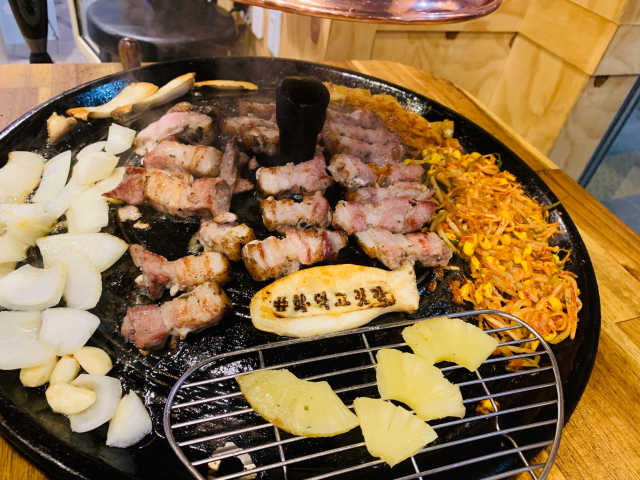 [화덕고깃간 마곡발산점] 화덕삼겹살2인분 리뷰 사진