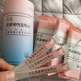눈길 프로바이오틱스 눈길 콜라겐 프로바이오틱스 — 5점을 준 리뷰어가 2019년 11월 올린 사용 사진
