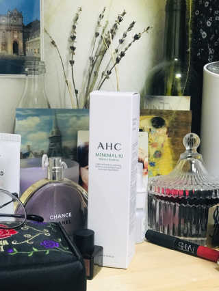 AHC 에이 에이치 씨 미니멀 10 워터리 에센스 — 5점을 준 리뷰어가 2018년 12월 올린 사용 사진