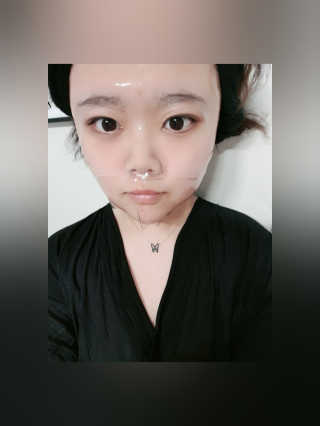 어셀리 브릴리언스 솔루션 하이드로겔 페이셜 마스크 — 5점을 준 리뷰어가 2020년 1월 올린 사용 사진