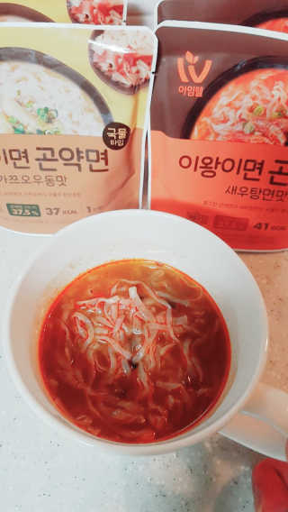 아임웰 이왕이면 곤약면 2종 — 5점을 준 리뷰어가 2019년 9월 올린 사용 사진