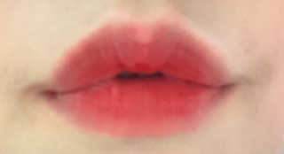 [블랙루즈] 에어 핏 벨벳 틴트3 택1+랜덤1 — 4점을 준 리뷰어가 2019년 3월 올린 사용 사진