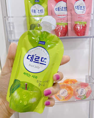 데르뜨 떠먹는 과일 3종, 짜먹는 과일 2종 총 10개 체험 — 5점을 준 리뷰어가 2020년 3월 올린 사용 사진