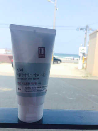 일리윤 세라마이드 아토 집중 크림 — 5점을 준 리뷰어가 2017년 6월 올린 사용 사진