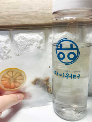 ㅎㅎ마이워터 ㅎㅎ 마이워터 과일워터팩+전용보틀_레몬오렌지 — 4점을 준 리뷰어가 2017년 9월 올린 사용 사진