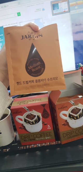 (주)쟈뎅 쟈뎅 핸드 드립커피 3종 — 4.5점을 준 리뷰어가 2018년 3월 올린 사용 사진
