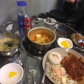 [서민국수] 2만원 내 취향대로 메뉴 즐기기 — 4.5점을 준 리뷰어가 2019년 3월 올린 사용 사진