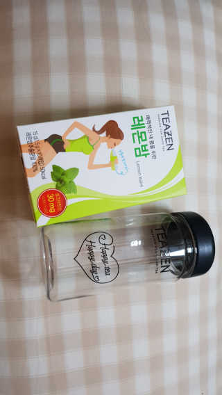 티젠 레몬밤 + 마이보틀 — 5점을 준 리뷰어가 2018년 7월 올린 사용 사진