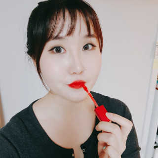 [블랙루즈] 에어 핏 벨벳틴트 시즌1 7종 중 택1+랜덤1 — 4점을 준 리뷰어가 2018년 10월 올린 사용 사진