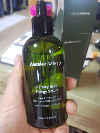 어웨이크어슬립 AwakeAsleep 파슬리씨드 에너지 세럼 — 5점을 준 리뷰어가 2019년 4월 올린 사용 사진