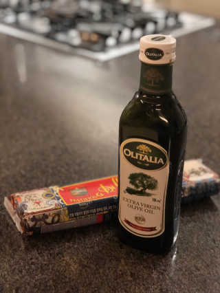 올리타리아 올리브오일 + 디마르티노 스파게티면 세트 — 4.5점을 준 리뷰어가 2019년 1월 올린 사용 사진