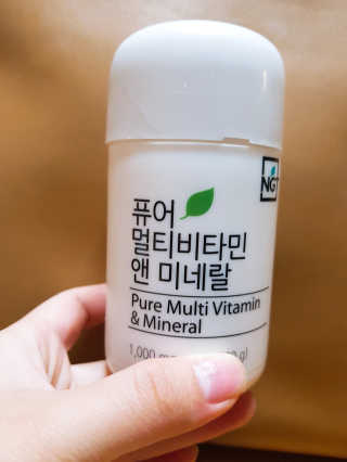 네츄럴굿띵스 퓨어 멀티비타민 앤 미네랄 30일분 — 3.83점을 준 리뷰어가 2018년 6월 올린 사용 사진
