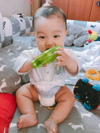 LG생활건강 토디앙 자운보 본초 팬티형 기저귀 — 4.67점을 준 리뷰어가 2017년 4월 올린 사용 사진