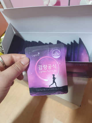 [감량공식] 다이어트 건강기능식품 — 4점을 준 리뷰어가 2020년 1월 올린 사용 사진