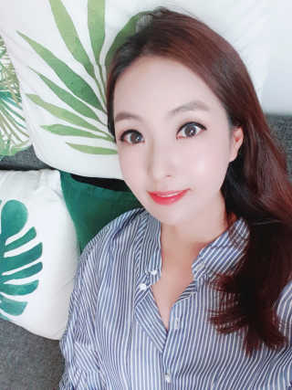 피카소 속눈썹 접착제 2종 + 아이미속눈썹 2종 — 5점을 준 리뷰어가 2019년 8월 올린 사용 사진