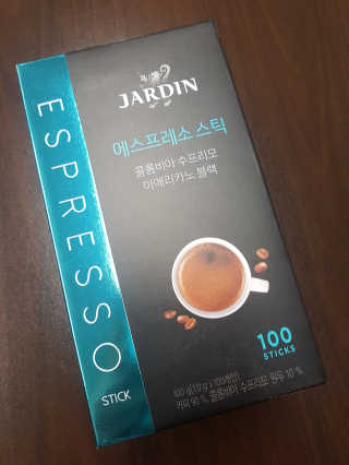 (주)쟈뎅 쟈뎅 에스프레소 스틱 아메리카노 블랙 — 5점을 준 리뷰어가 2018년 10월 올린 사용 사진