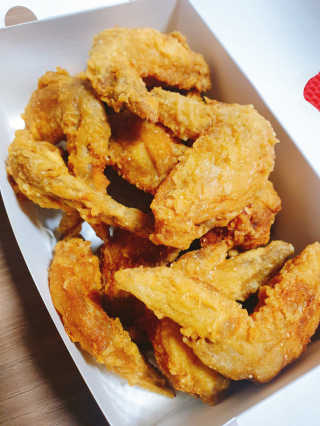 [치킨마루]-  빠사칸윙봉현미 + 콜라 500ml — 5점을 준 리뷰어가 2019년 7월 올린 사용 사진