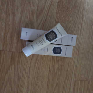 메이메리 쓰리이펙츠 모이스처 톤업크림 50ml — 5점을 준 리뷰어가 2019년 12월 올린 사용 사진