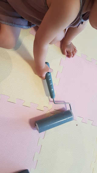 물로 씻어 쓰는 반영구 롤크리너 핸디 모노톤 에디션 — 5점을 준 리뷰어가 2019년 8월 올린 사용 사진