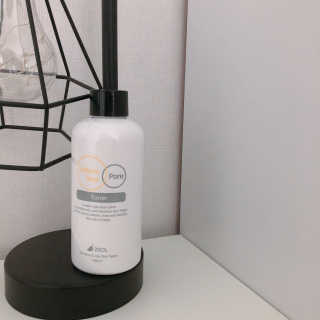 이솔화장품 이솔 세범 리스 포어 토너 200ml — 5점을 준 리뷰어가 2018년 8월 올린 사용 사진