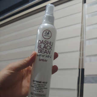 다슈코리아 다슈 포 맨 프리미엄 메가 홀드 슈퍼 스프레이 250ml — 4.67점을 준 리뷰어가 2018년 10월 올린 사용 사진