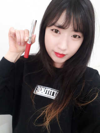 Honey Trap 허니트랩 터치프루프 립 컬러 — 4.83점을 준 리뷰어가 2018년 4월 올린 사용 사진