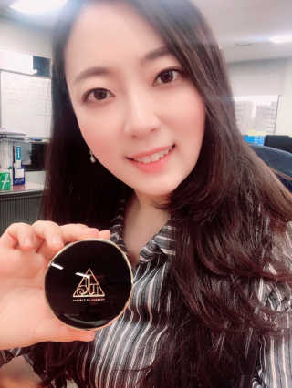 지고트 미네랄 UV 스네일 쿠션 리필포함 — 4.5점을 준 리뷰어가 2019년 7월 올린 사용 사진